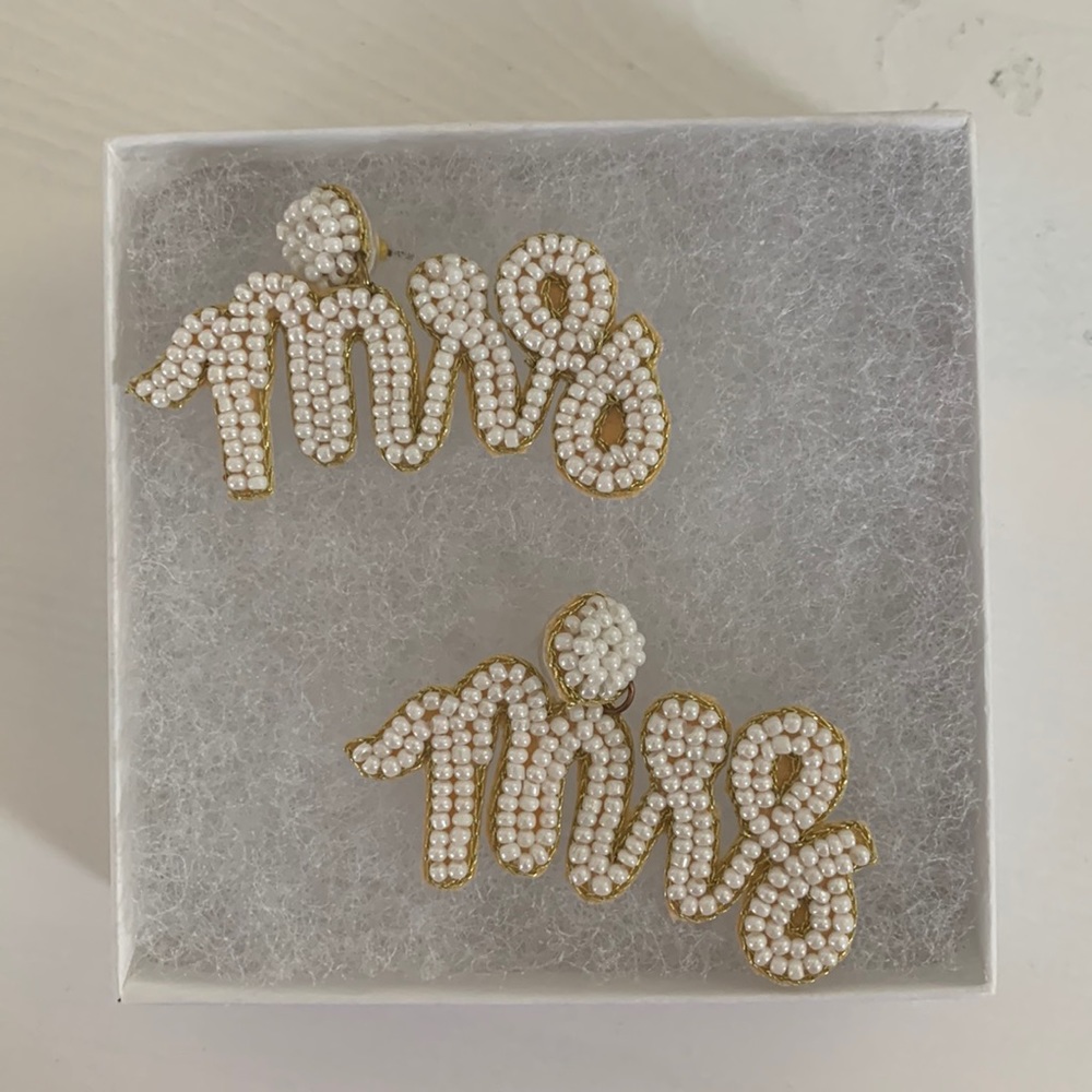 White and gold Mrs earring